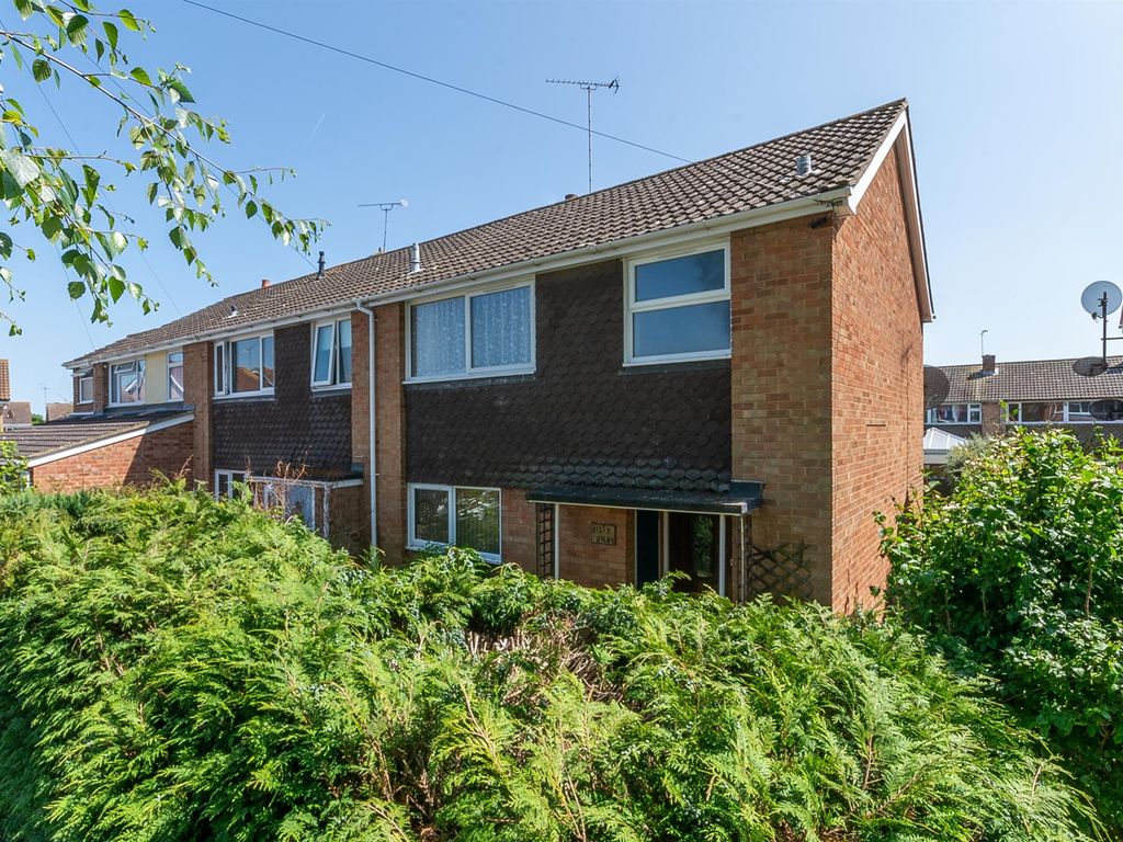 3 bed end terrace house for sale in Gloucester Avenue, Maldon CM9 Zoopla