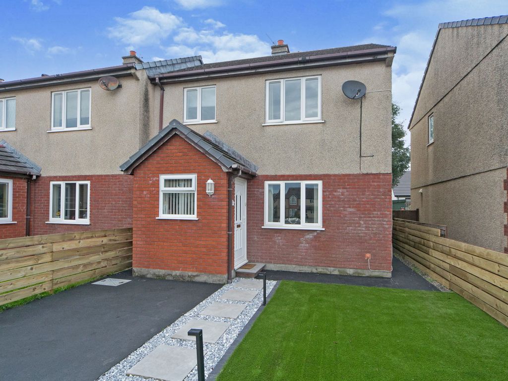 3 bed semidetached house for sale in Bro Ednyfed, Llangefni LL77 Zoopla