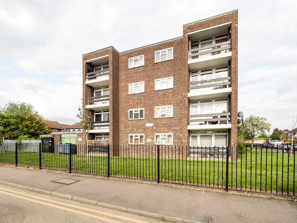 1 bed flat for sale in Hollidge Way, Dagenham RM10 Zoopla