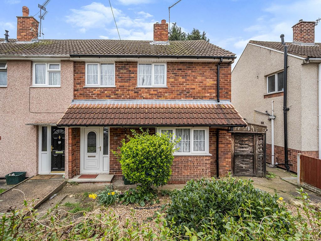 3 bed semidetached house for sale in Swaith Avenue, Scawthorpe