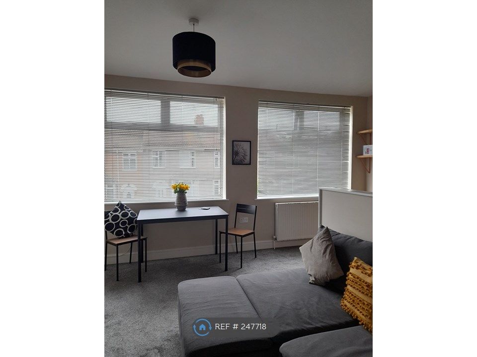 2 bed flat to rent in Horfield, Horfield, Bristol BS7, £1,400 pcm Zoopla