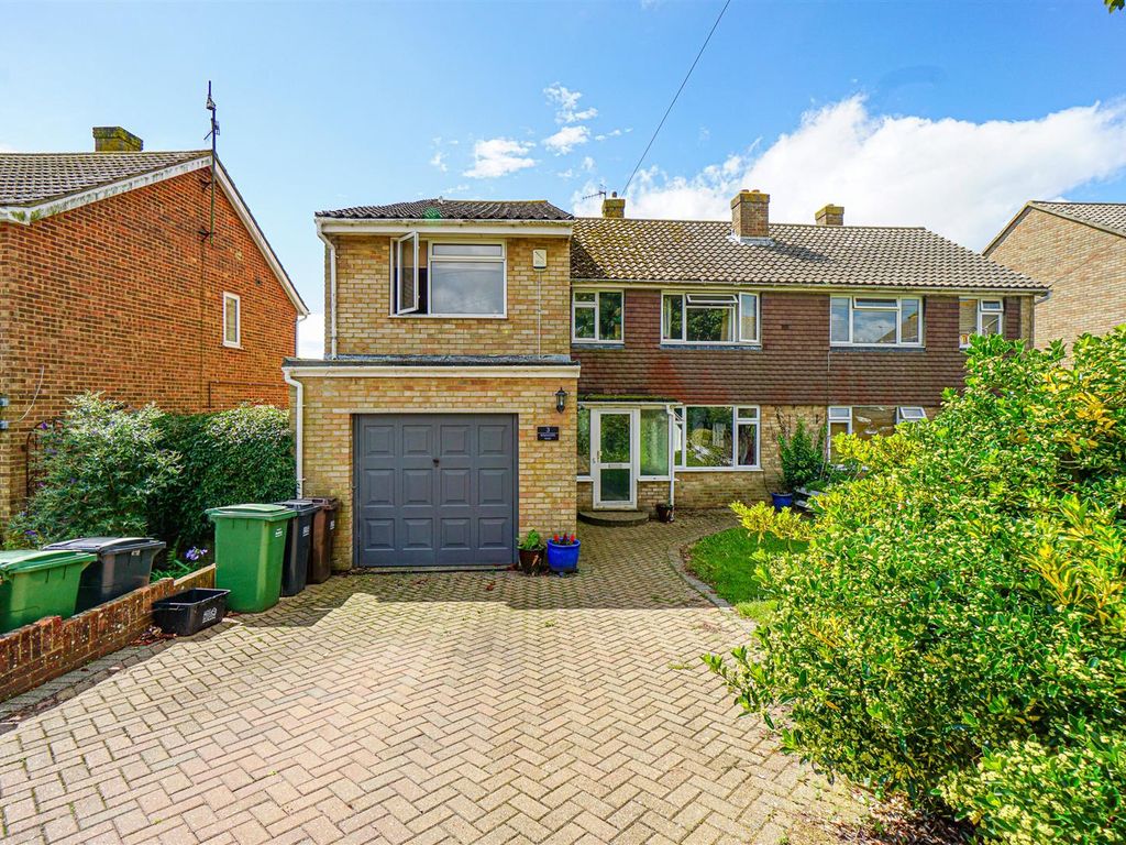 5 bed semidetached house for sale in Badgers Way, Hastings TN34, £