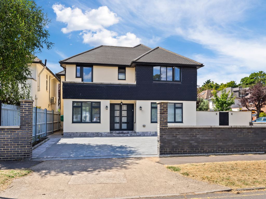 5 bed detached house to rent in Derwent Avenue, London SW15 Zoopla