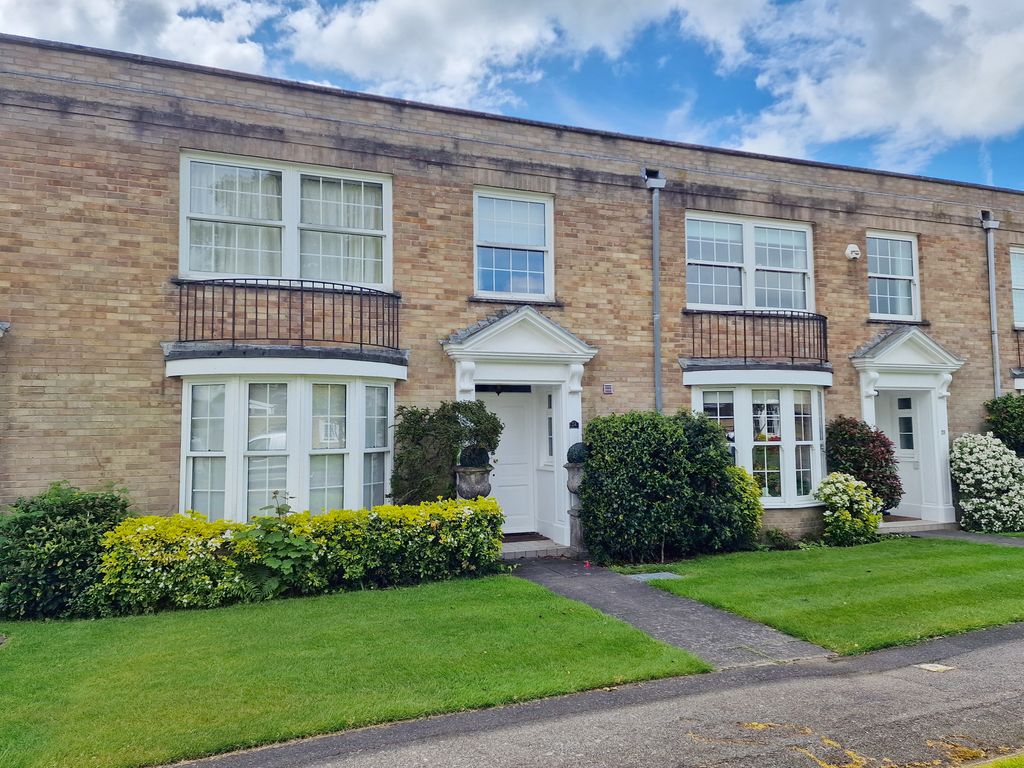 4 bed terraced house for sale in Courtenay Place, Lymington, Hampshire