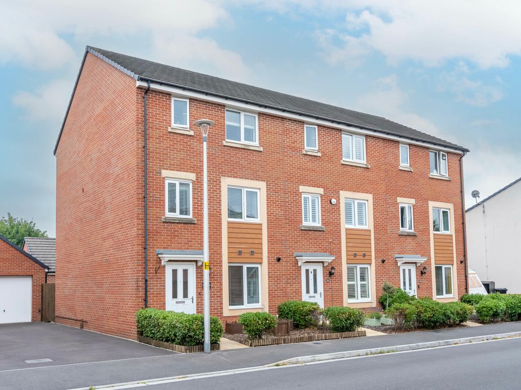 4 bed town house for sale in Paper Mill Gardens, Portishead, Bristol