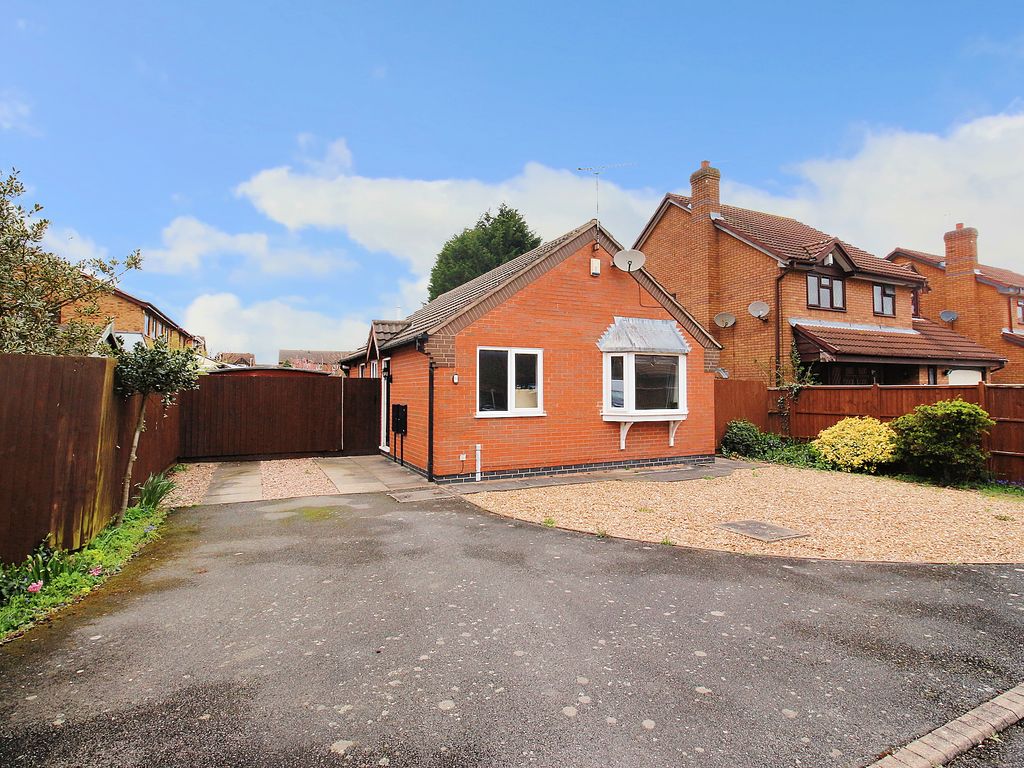 2 bed detached bungalow for sale in Willow Walk, Syston LE7 Zoopla