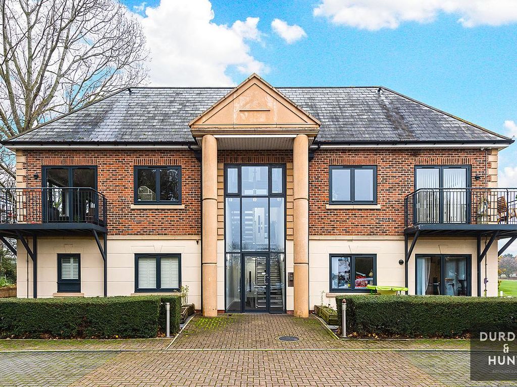 1 bed flat to rent in Woolston Manor Apartments, Chigwell IG7 Zoopla