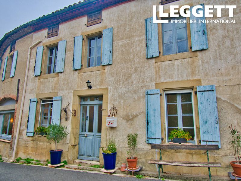 4 bed villa for sale in VillelongueD'aude, Aude, Occitanie, £258,323