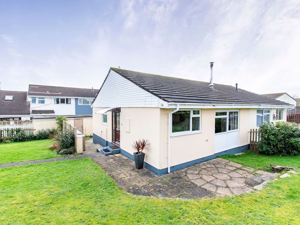 2 bed semidetached bungalow for sale in Valley View, St. Keyne PL14, £210,000 Zoopla