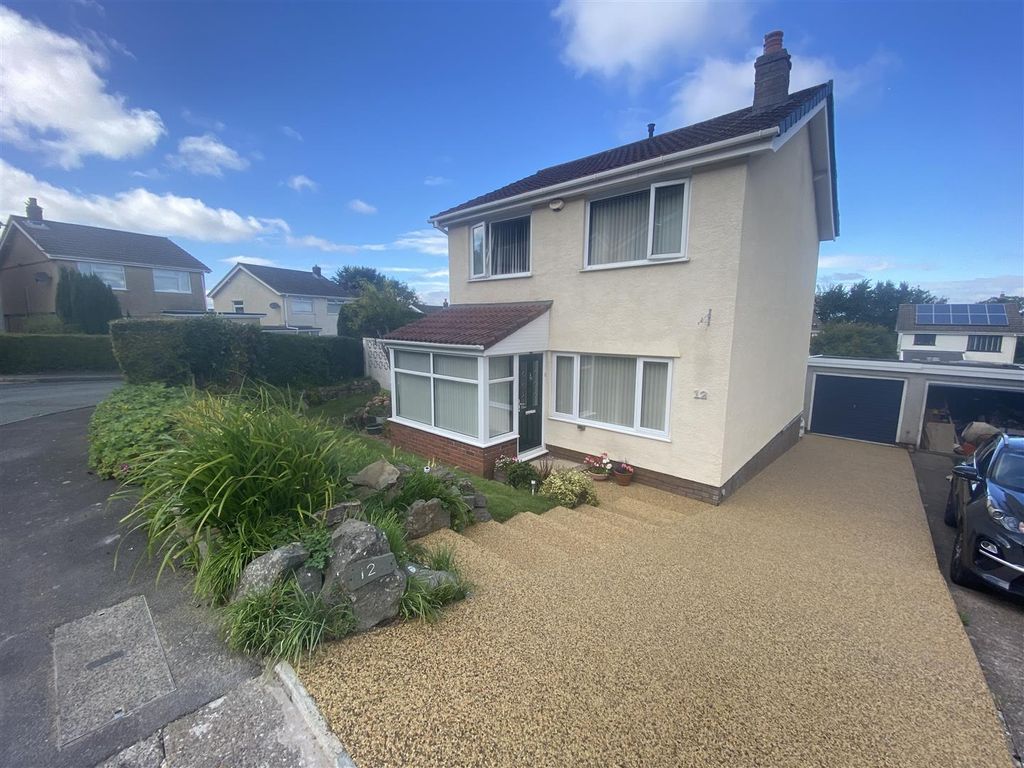 3 bed detached house for sale in AelYBryn, Penclawdd, Swansea SA4, £