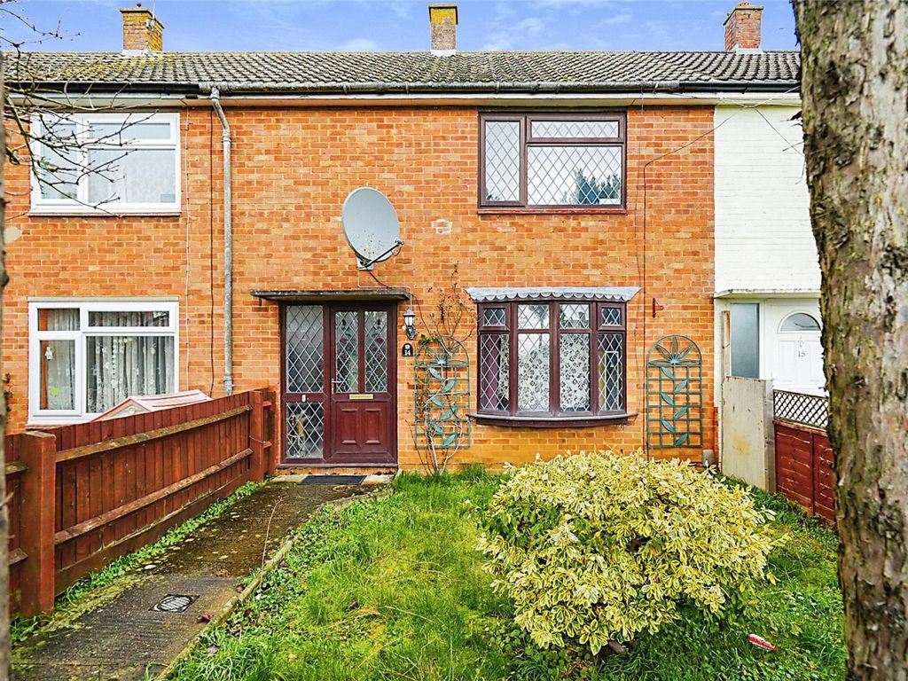 2 bed terraced house for sale in Langford Gardens, Bicester