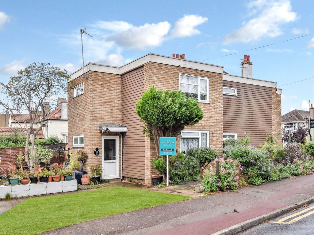 1 bed flat for sale in Blackgate Road, Shoeburyness, Essex SS3 Zoopla