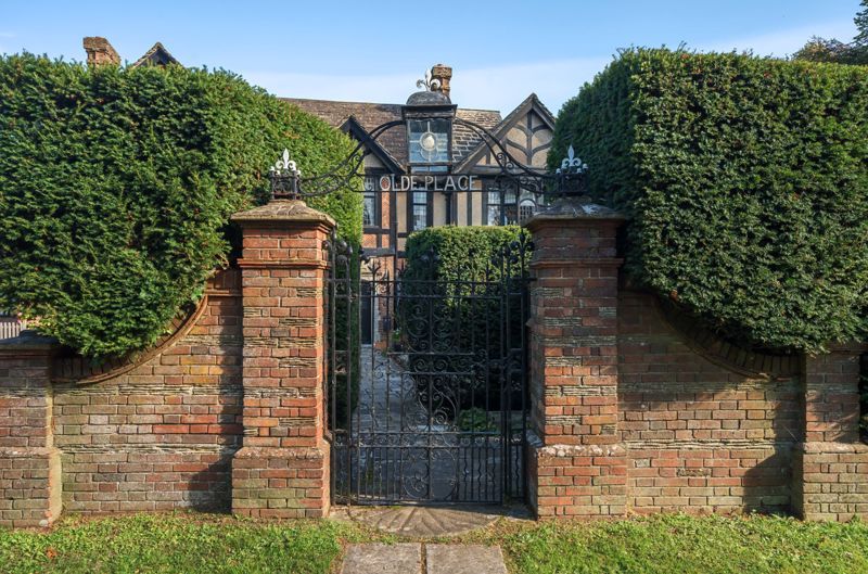 5 bed property for sale in Uplands Road, Kenley CR8, £950,000 Zoopla