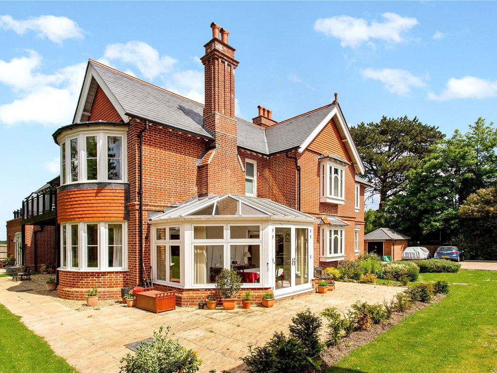 Voysey Court Park Road Winchester Hampshire SO23  