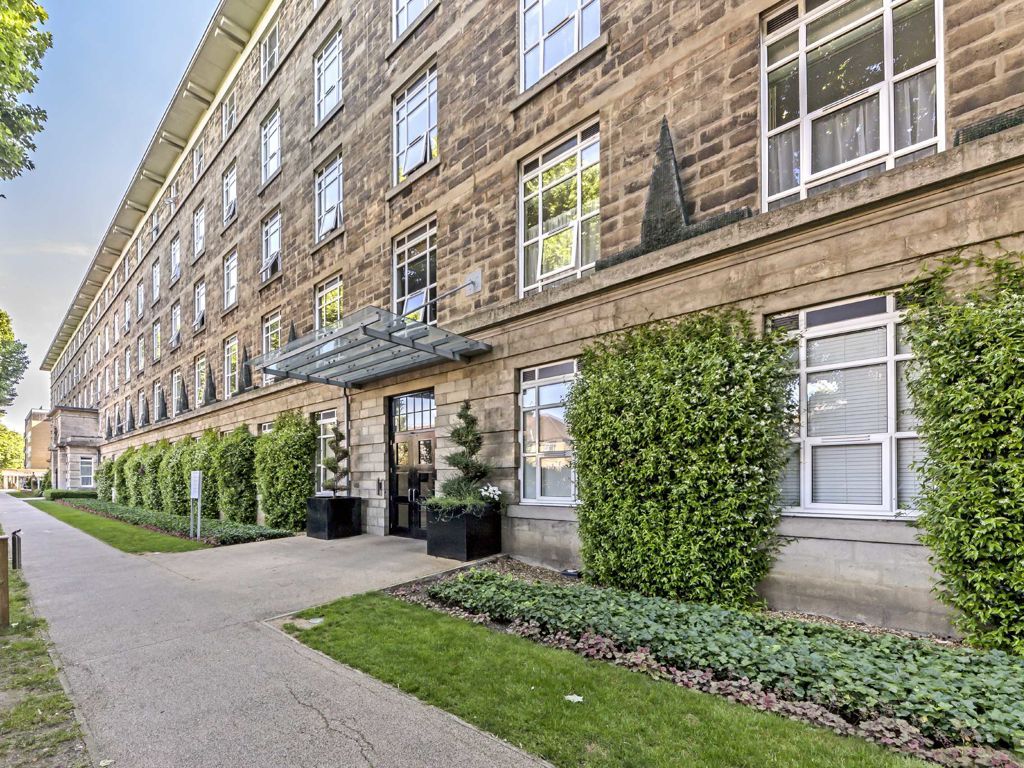 Studio for sale in Bromyard Avenue, London W3, £240,000 Zoopla