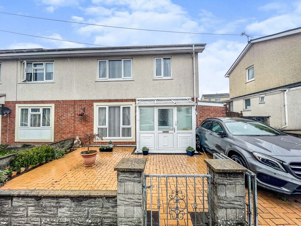 4 bed semidetached house for sale in St. Teilos Road, Bridgend, Bridgend County. CF31 Zoopla