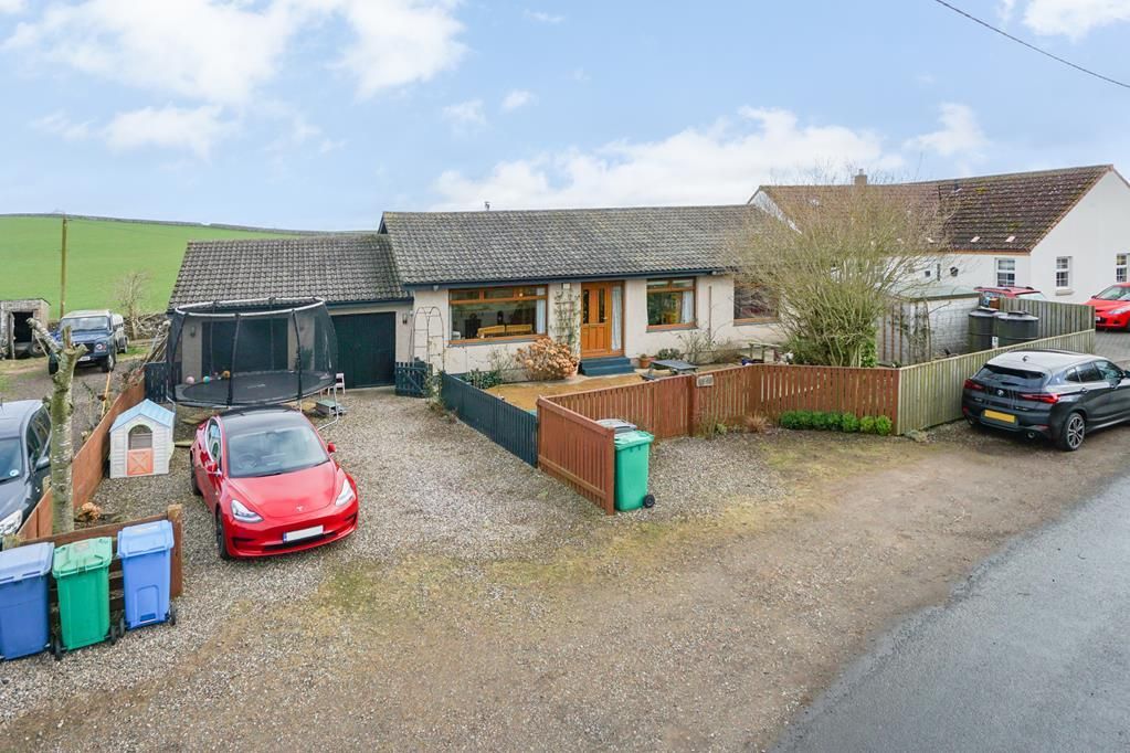 3 bed detached bungalow for sale in Muirhead Farm, Craigrothie, Cupar