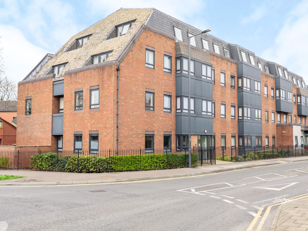 1 bed flat for sale in Riverside Place, 107 Marsh Road, Pinner HA5, £