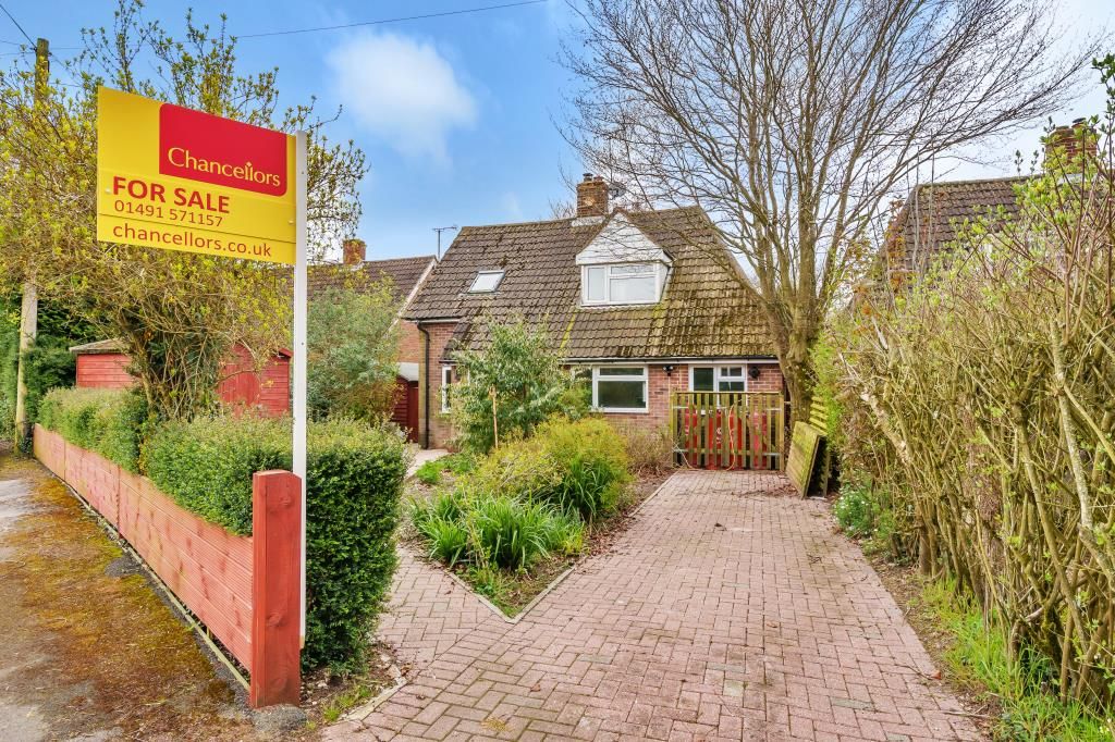 2 bed detached house for sale in Nettlebed, Oxfordshire RG9 Zoopla