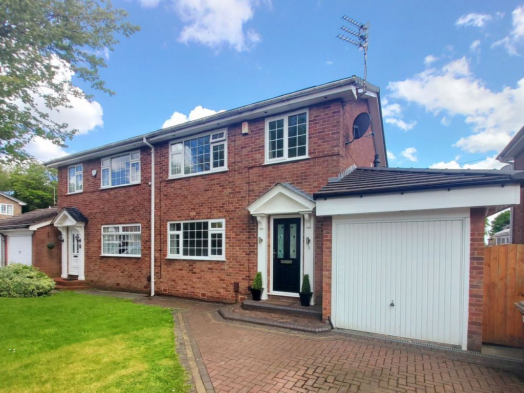 3 bed semidetached house to rent in Hilton Grove, Worsley M28, £1,350