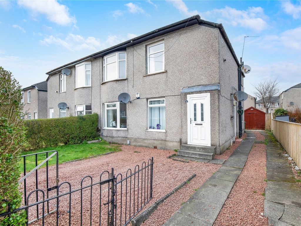 3 bed flat for sale in Kingsheath Avenue, Rutherglen, Glasgow G73, £
