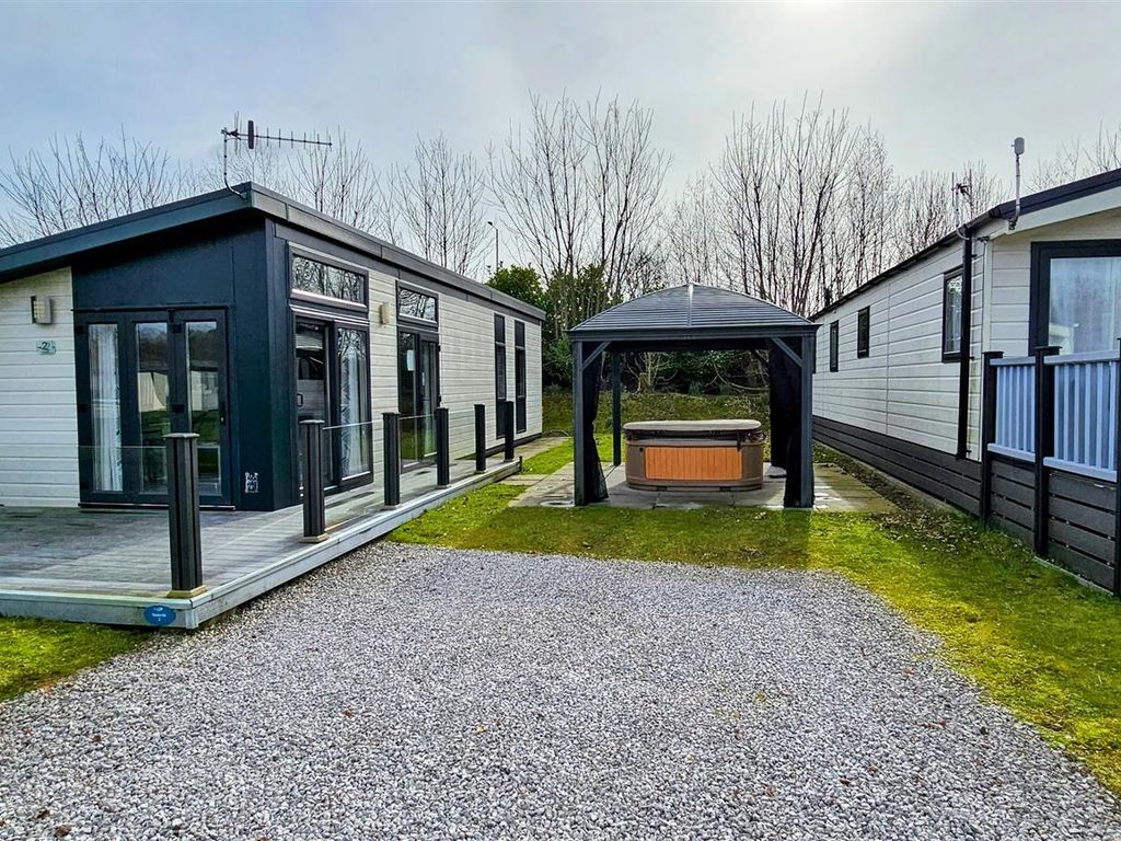 2 bed lodge for sale in Borwick Lane, Dock Acres, Carnforth LA6 Zoopla