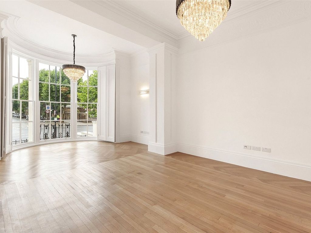 5 bed terraced house to rent in St. John's Wood Road, St. John's Wood