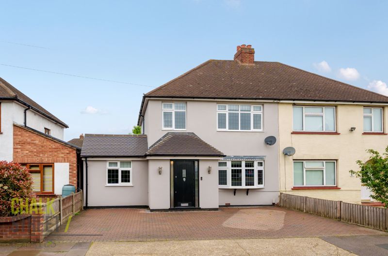3 bed semidetached house for sale in Bevan Way, Hornchurch RM12 Zoopla