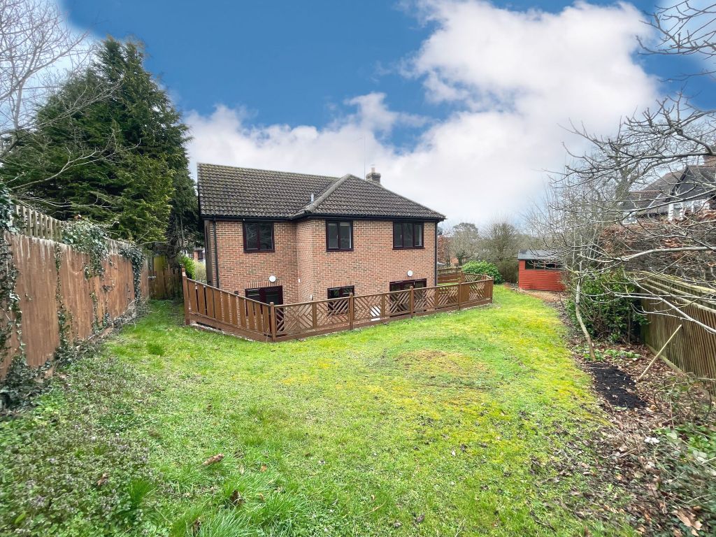 5 bed detached house for sale in Alderbury, Salisbury SP5 Zoopla