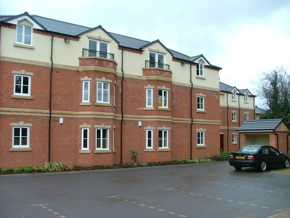 2 bed flat to rent in Riches Street, Wolverhampton WV6, £675 pcm Zoopla