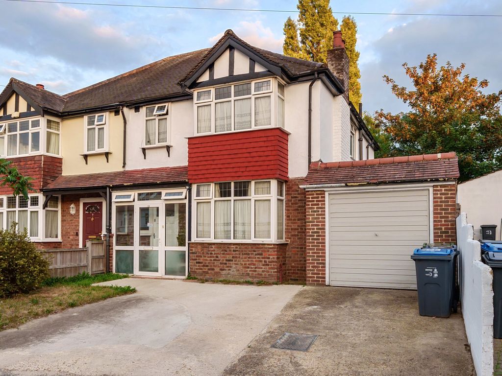 4 bed detached house for sale in Norman Avenue, South Croydon CR2, £