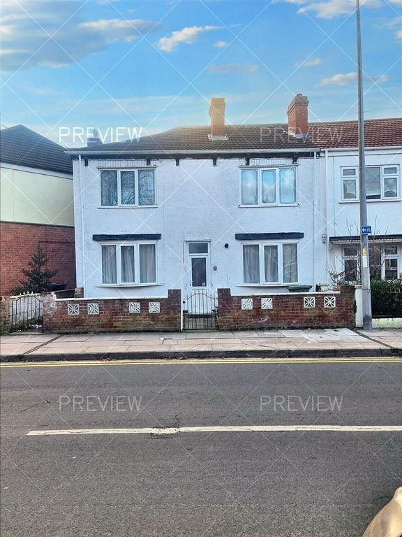 3 bed end terrace house to rent in Eleanor Street, Grimsby DN32, £625