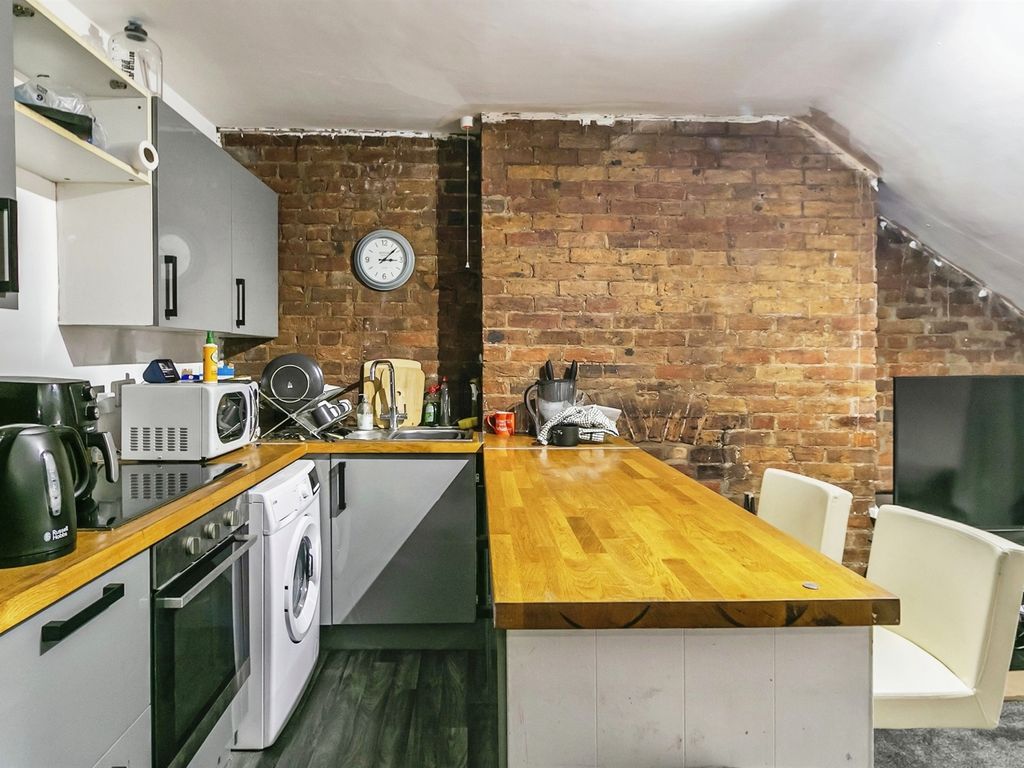 2 bed flat for sale in Wootton Gardens, Bournemouth BH1, £140,000 Zoopla