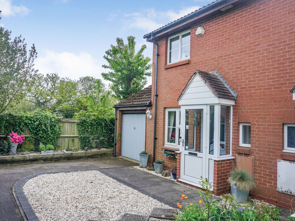 2 bed semidetached house for sale in Gannahs Farm Close, Walmley