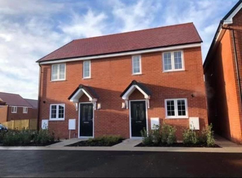 2 bed semidetached house to rent in Sterling Place, Bramley, Tadley