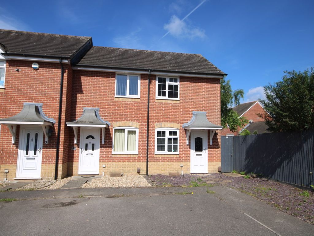 1 bed terraced house for sale in Ludlow Close, Newbury RG14, £235,000