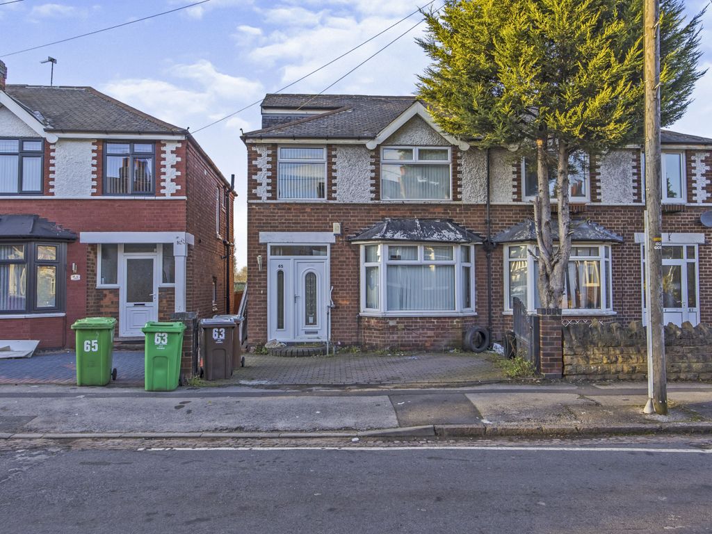 4 bed semidetached house for sale in Chadwick Road, Nottingham