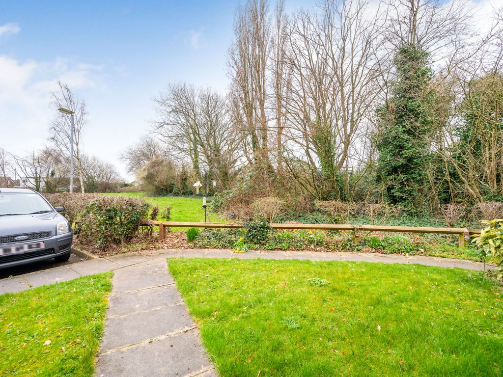 2 bed terraced house for sale in Hadleigh Close, Great Sankey