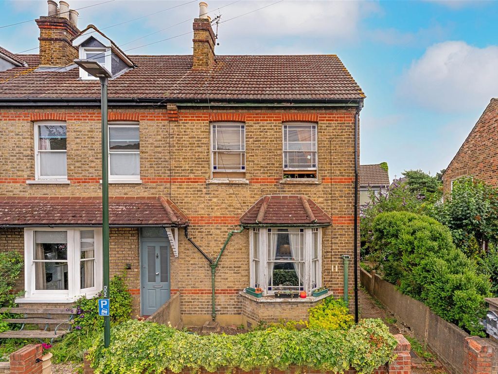 3 bed end terrace house for sale in Myrtle Road, Hampton Hill, Hampton