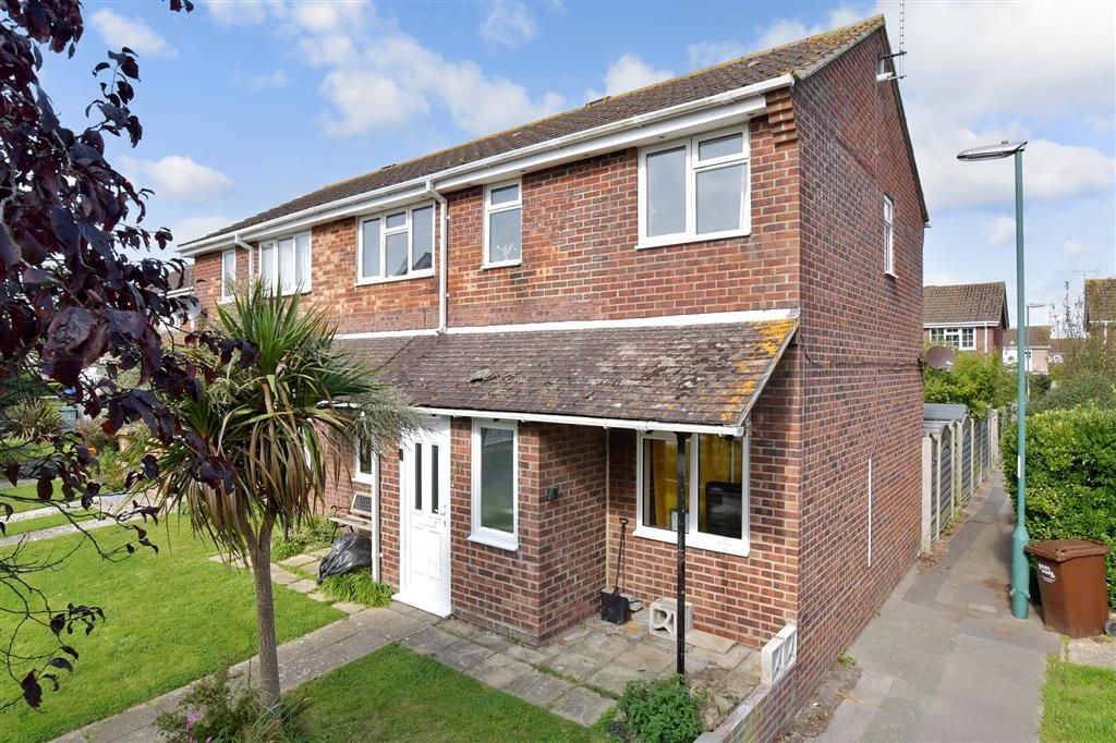 4 bed semidetached house for sale in Henfield Way, Bognor Regis, West