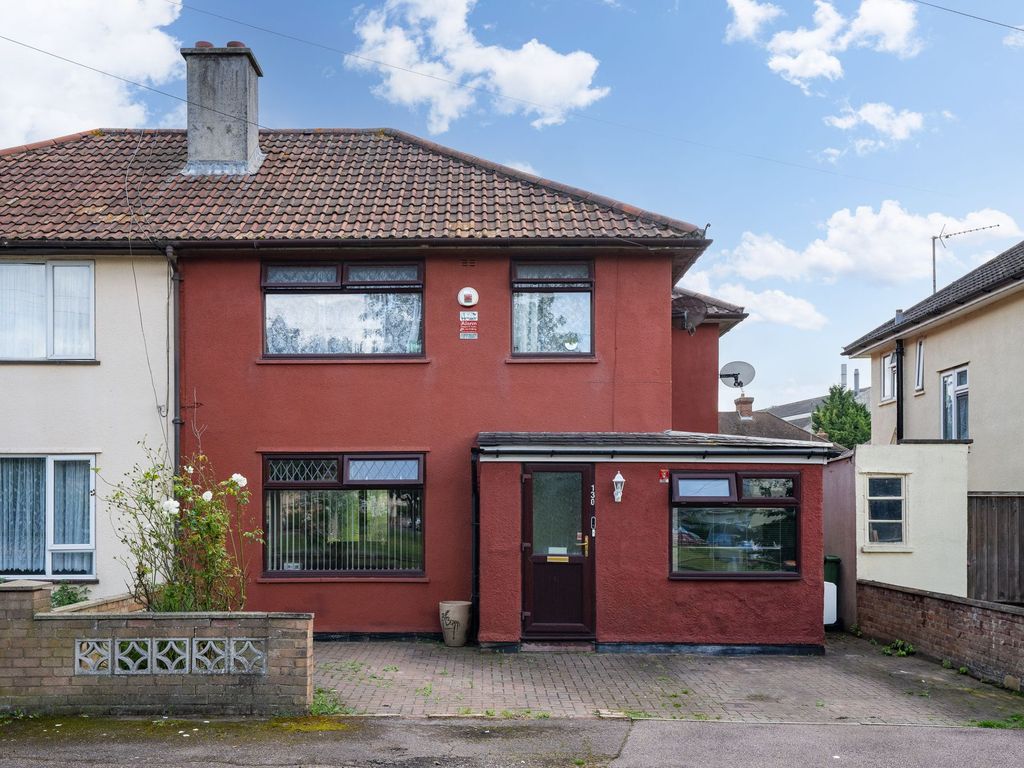 4 bed detached house for sale in Peverel Road, Cambridge CB5, £500,000