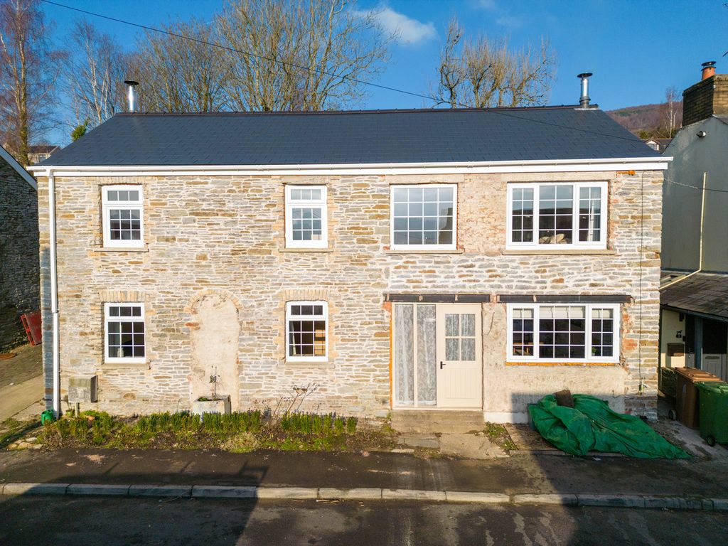 3 bed detached house for sale in Wyndham Street, Caerphilly CF83 Zoopla