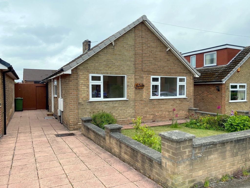 2 bed detached bungalow for sale in Bolton Street, Swanwick, Alfreton