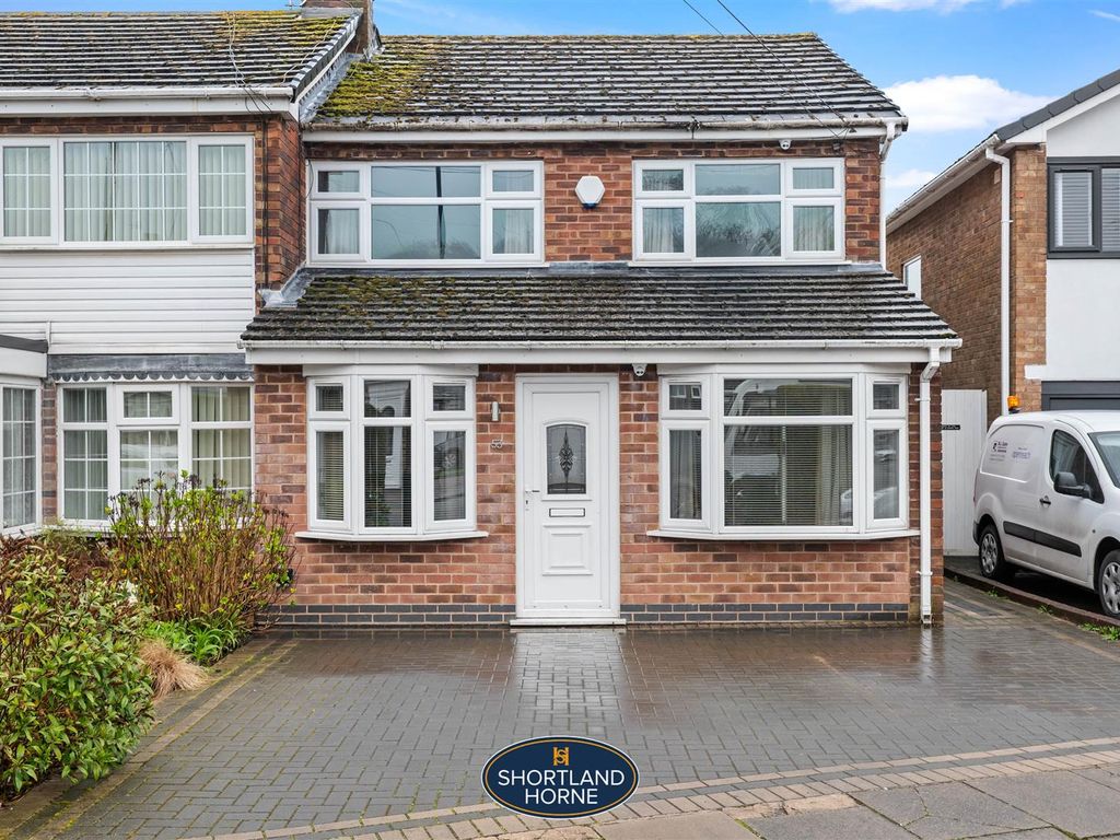 3 bed end terrace house for sale in Burton Close, Allesley, Coventry