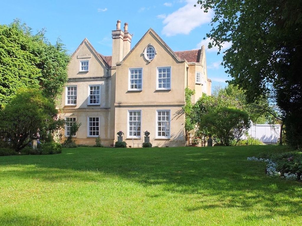 Beech Hill, Woking GU22  