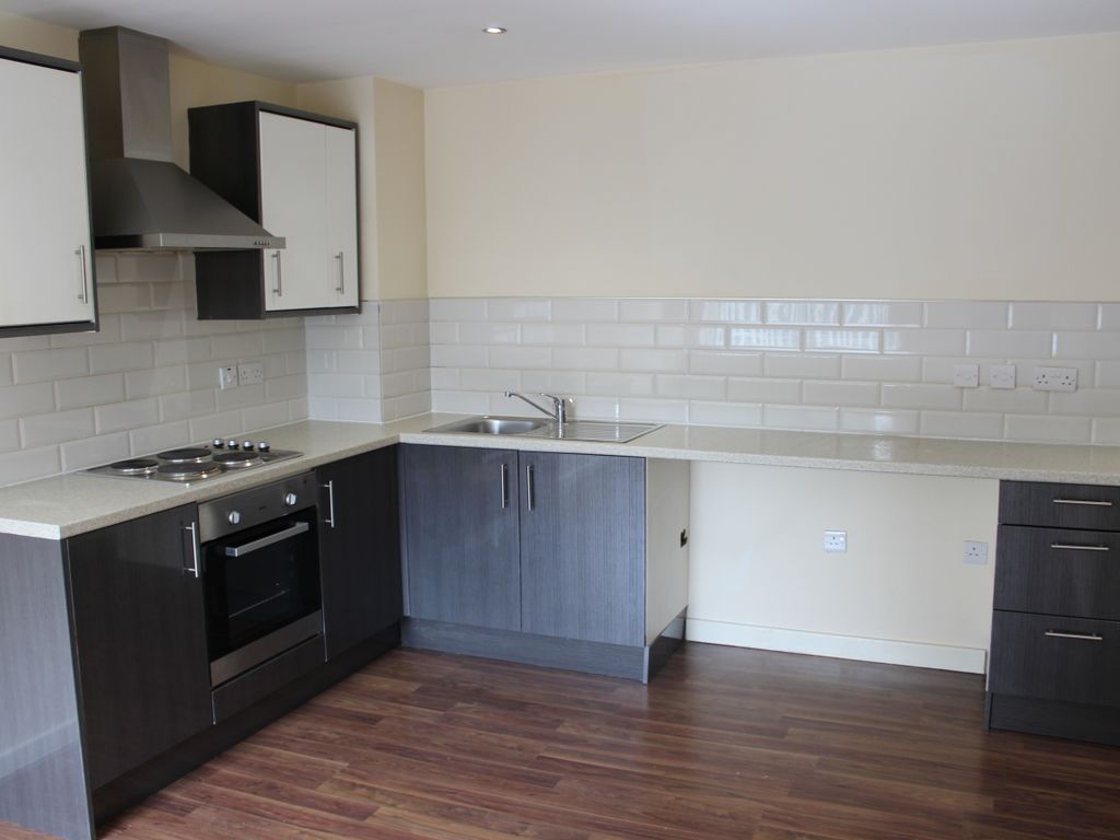 1 bed flat to rent in Mayberry Place, Rumbow, Halesowen, West Midlands