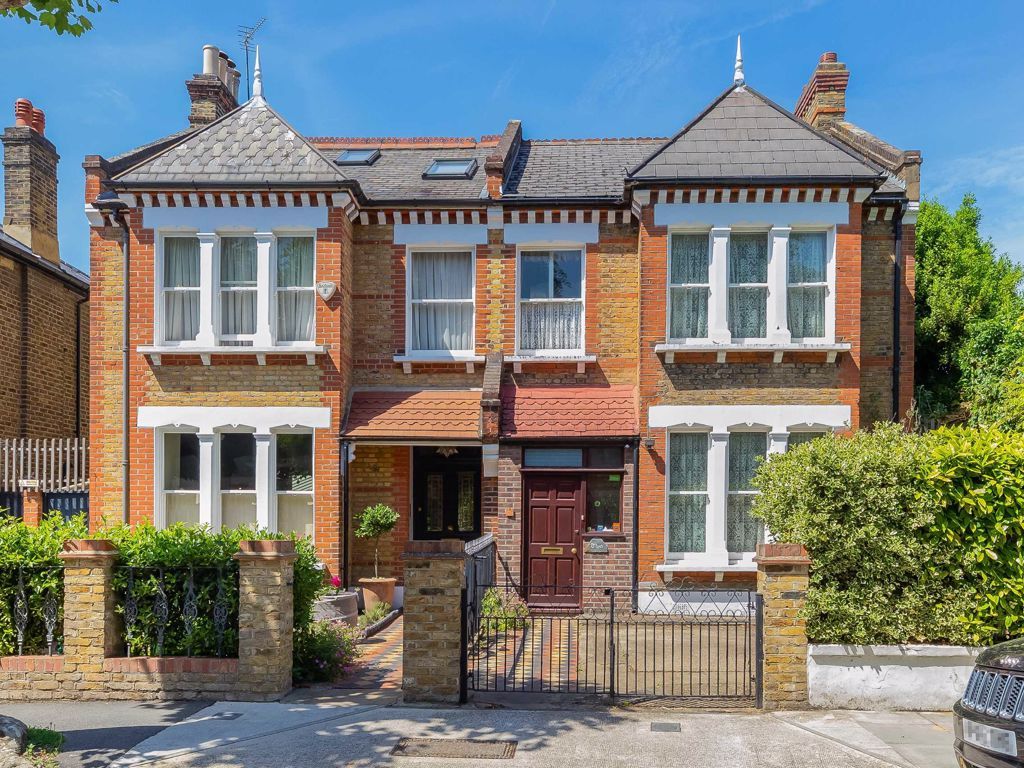 Rylett Crescent, London W12  