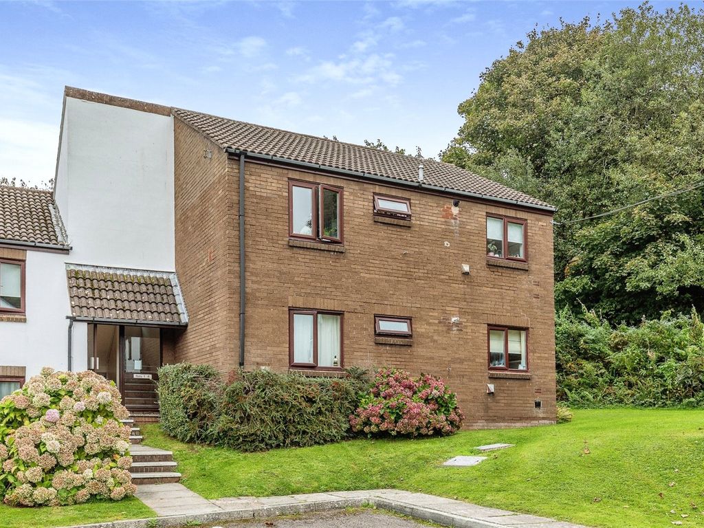 2 bed flat for sale in Somerset Road, Portishead, Bristol, Somerset