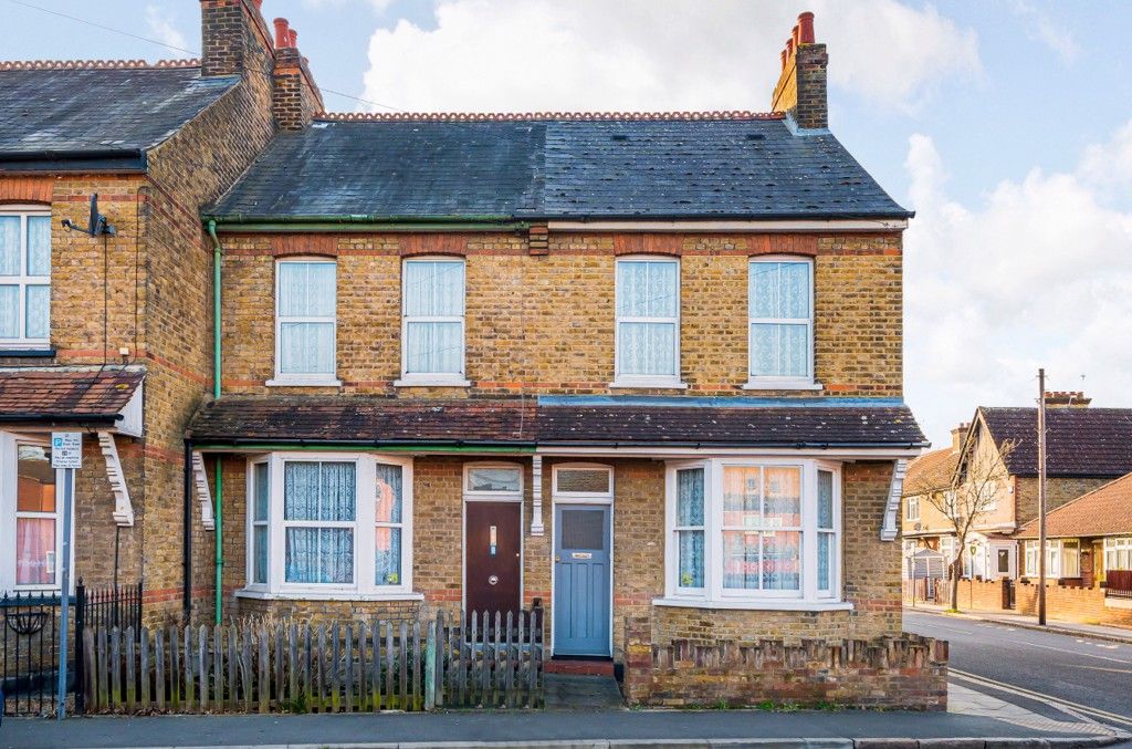 2 bed terraced house for sale in Whitehall Road, Uxbridge, Middlesex