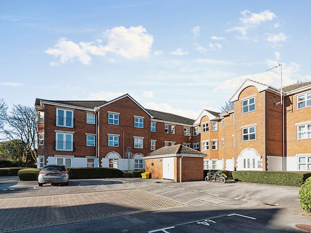 2 bed flat for sale in Norn Hill, Basingstoke, Hampshire RG21 Zoopla